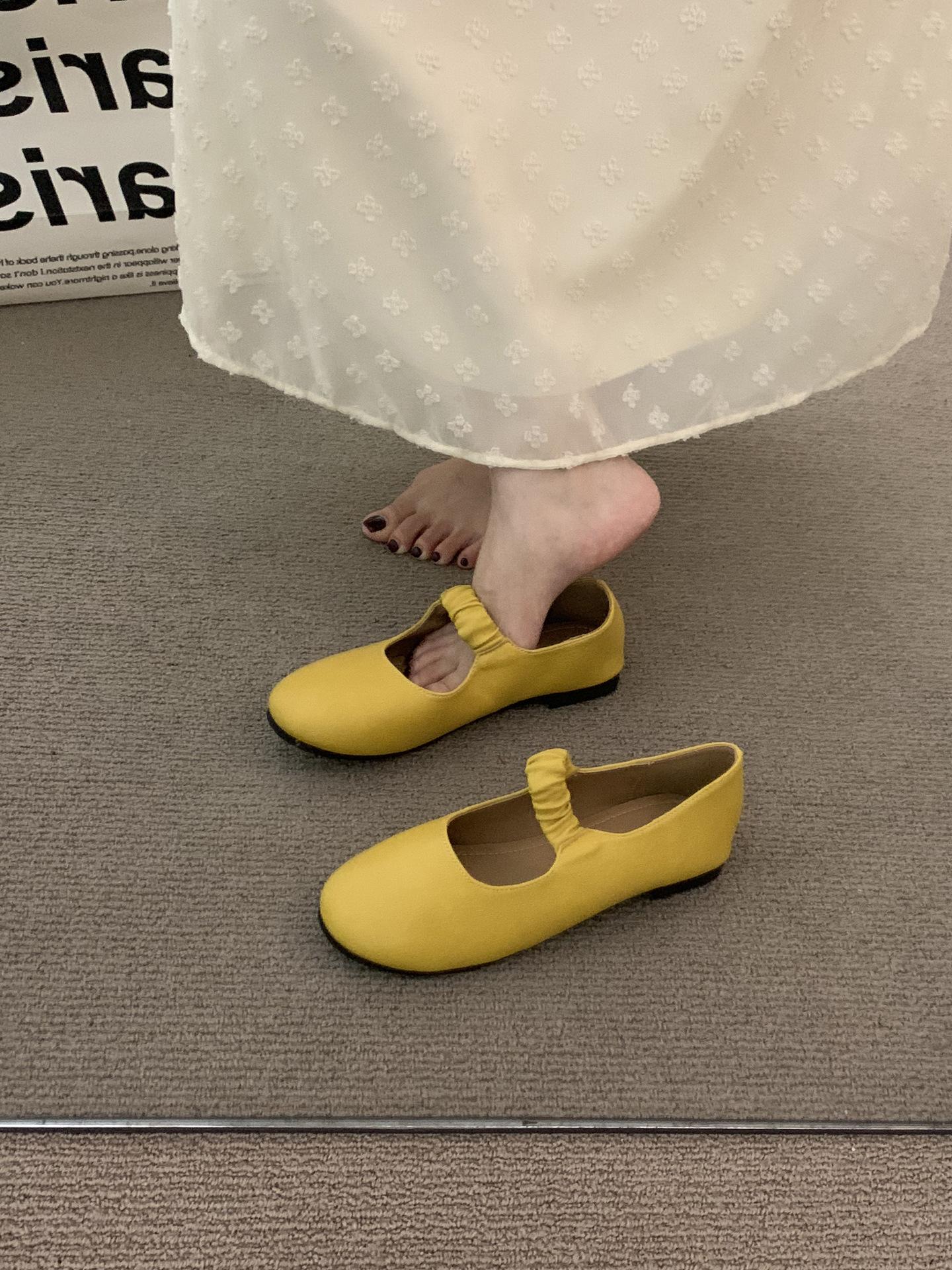 

Flat bottom niche Mori retro coffee Mary Jane single shoes women s 2025 spring and autumn black square head commuting evening shoes 39