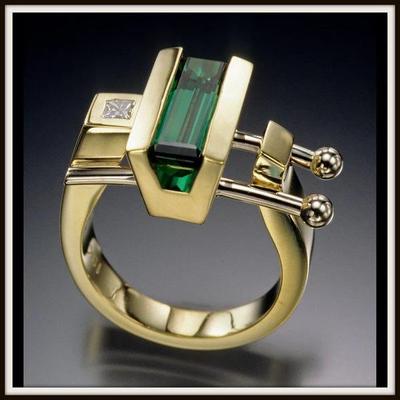 Bague Sanjie en Or 18K Plaqué avec Pierre Précieuse Verte – Bijou Élégant Européen et Américain pour Femmes