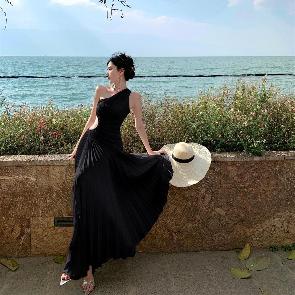 French Sexy Hollow Pleated Slanted Shoulder Dress Women's Summer New Temperament Waist Dress Skirt