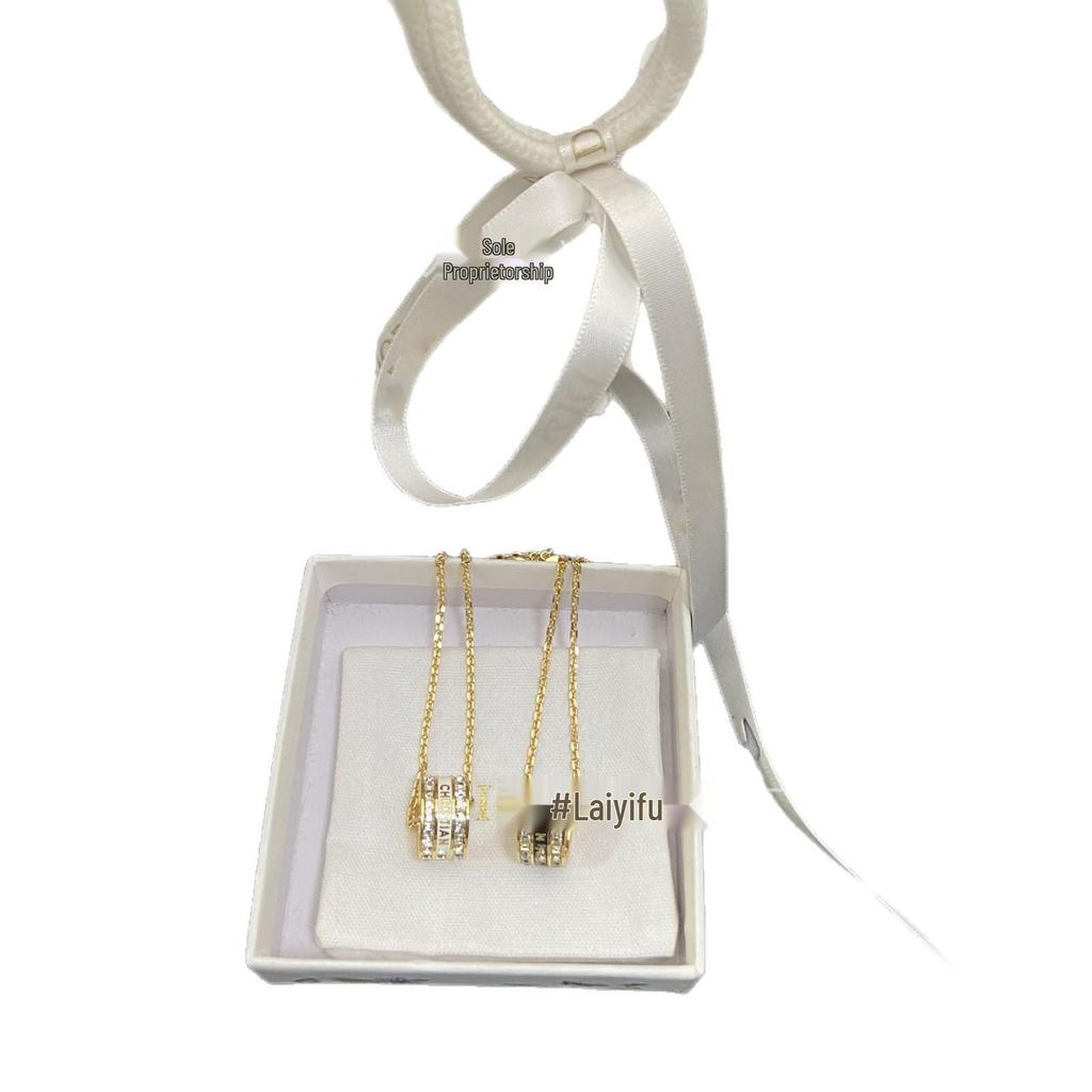 Di Family Schwarz-Weiß-Emaille Quadratischer Diamant-Halskette - Leicht, Modischer Luxus für Frauen