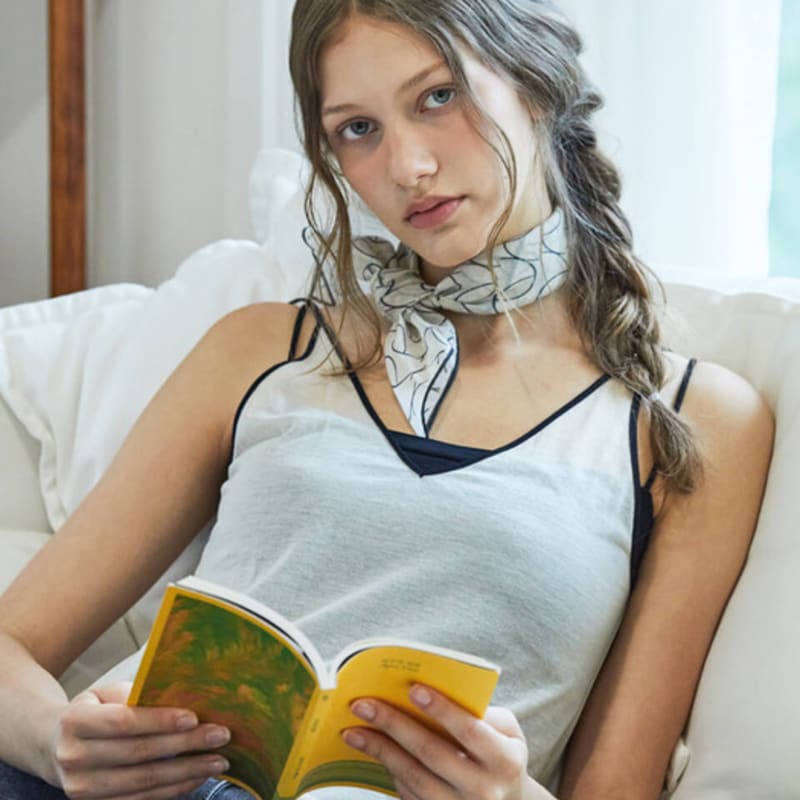 ANA MAISON Sophisticated Line Work Handkerchief [PMP-1357]