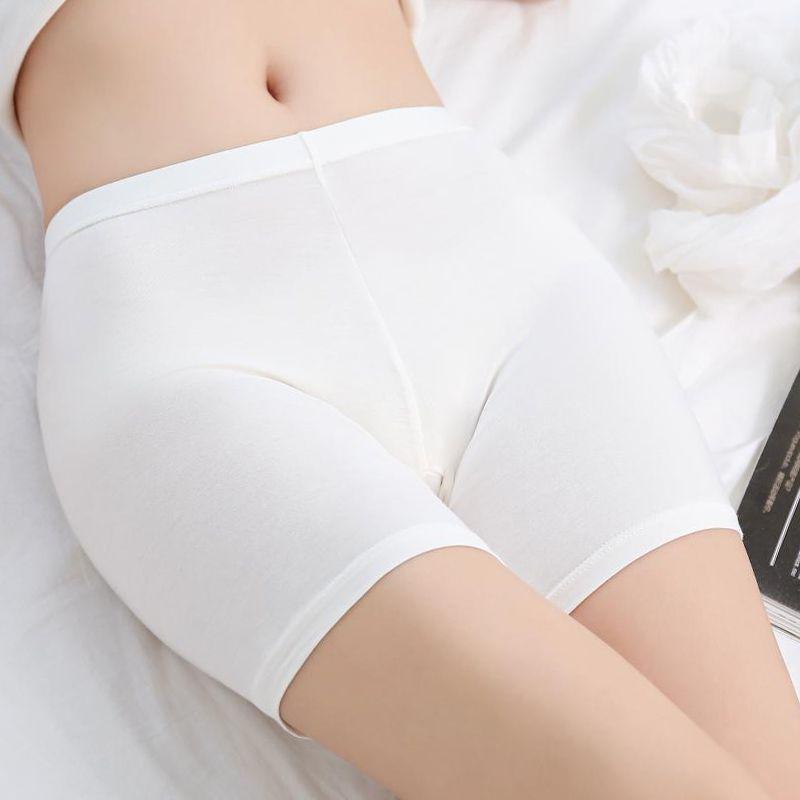 

Кружевные шорты-безопасности из модала для женщин S (35-45 kg)