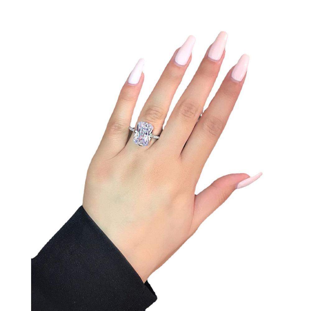 Elegant Princess Cut Engagement Ring for Women 18k White Gold Plated Cubic Zirconia Wedding Band Jewelry