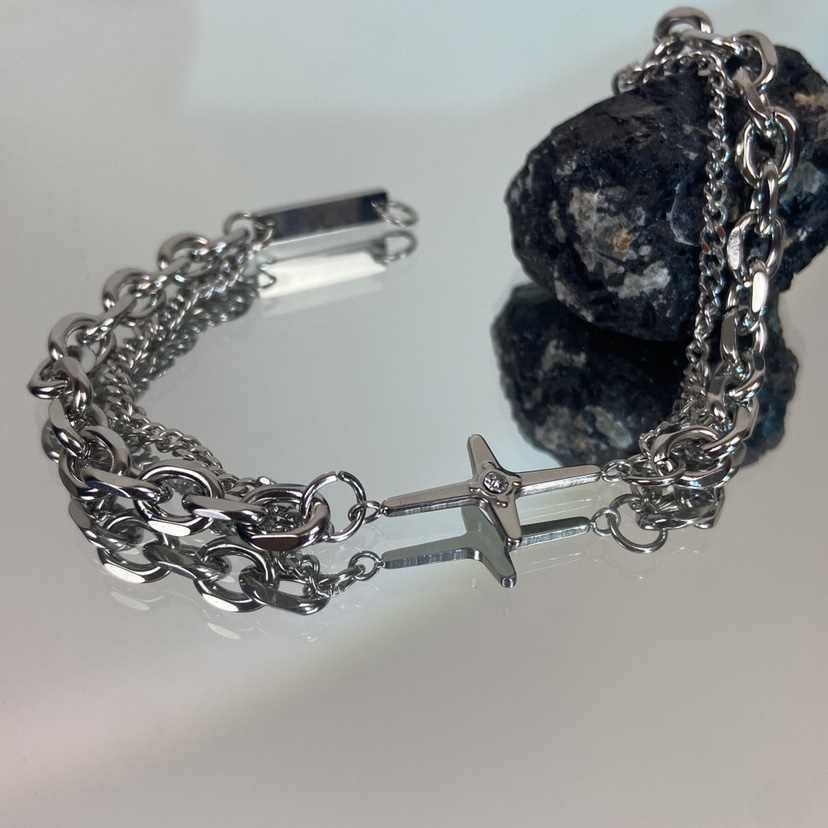 Trendy Hip-Hop Cross Diamond Double-Layer Bracelet: Fashionable and Versatile Accessory for Men and Women