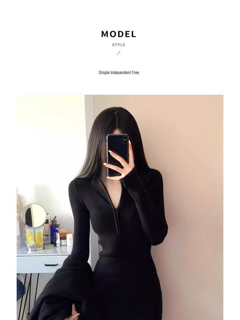 Black Fleece-Lined Hip-Hugging Skirt for Petite Figures - Sexy, Thickened Autumn/Winter Mini Dress