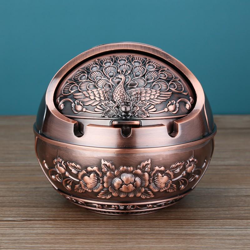European Style Ashtray with Lid: Trendy, Drop-Proof, Anti-Fly Ash, Odor-Resistant, Luxury Living Room Decor.