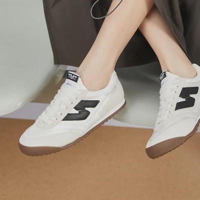 "Bosi 2024 Damen Vier Jahreszeiten Atmungsaktive Schnür-Sneakers mit runder Zehenpartie - Kontrastfarbe, flacher Boden, vielseitiger Stil"