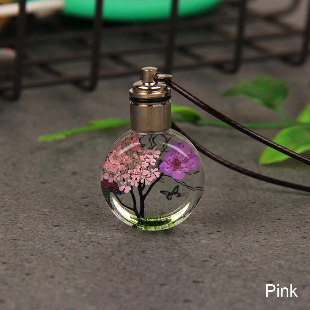 Luminous Suszony Kwiat Motyl Szklana Kula Wisiorek Samochód Rzemiosło Dekoracji Wisiorek Wystrój Wnętrz Samochodów Akcesoria Samochodowe