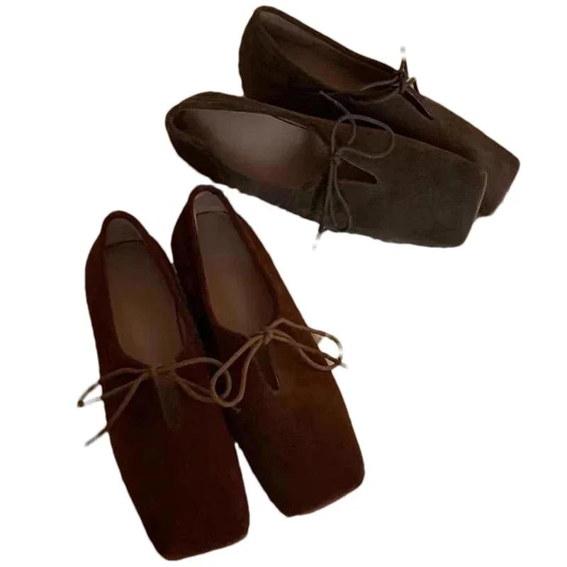 Dámské ploché boty se čtvercovou špičkou semišová mašle nové boty zimní designové ležérní boty 2024 trend chůze šaty móda Chaussures Femme