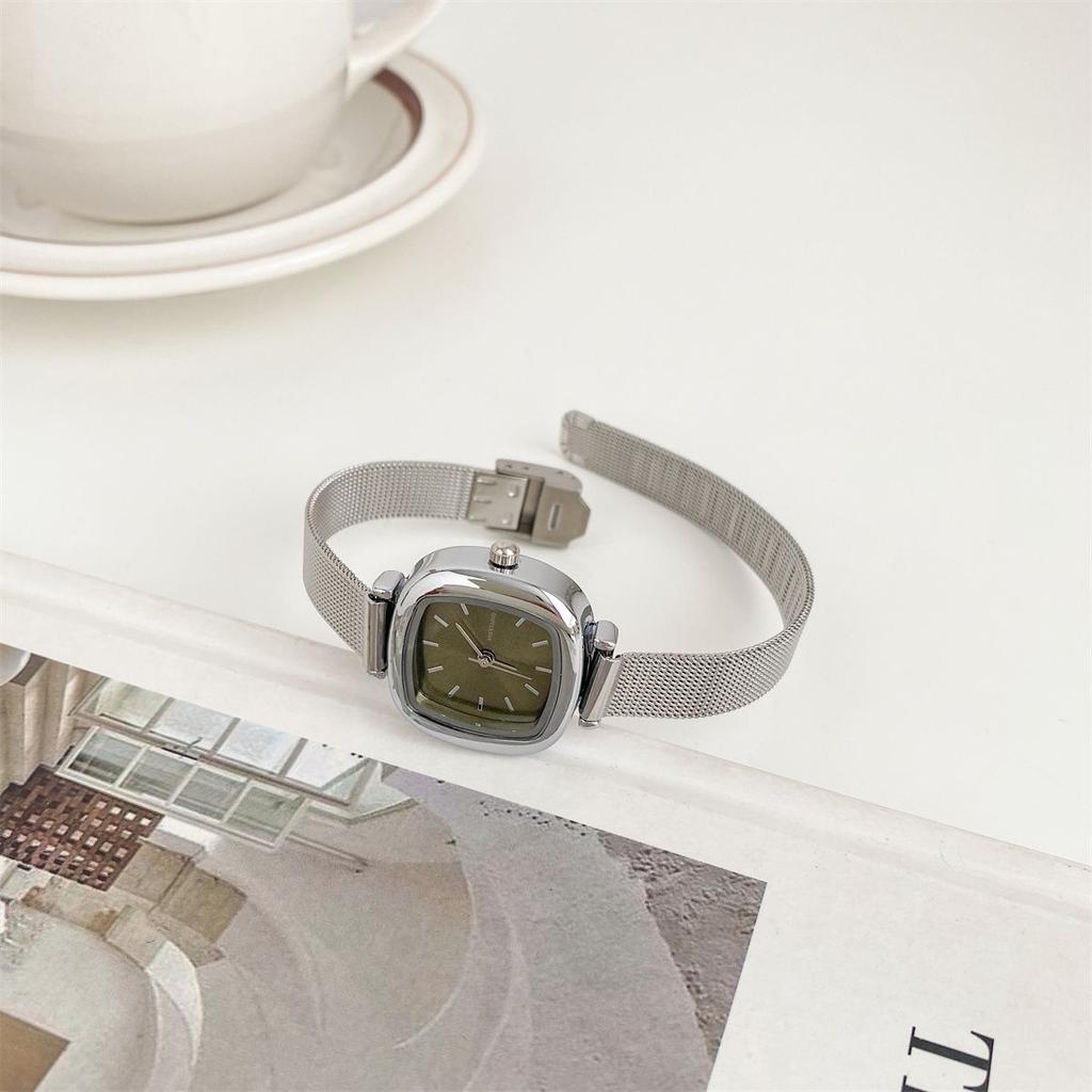 Purple Small Dial Watch Female Niche Design Simple Exquisite Small Light Luxury Workplace Watch
