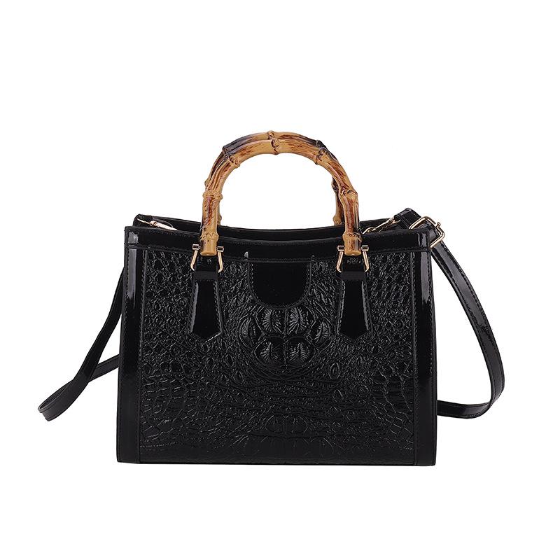 2023 Cross Border New Tote Bag Women's Bag Foreign Trade Leisure Large Capacity Crocodile Pattern Bag Women's Bamboo Handbag
