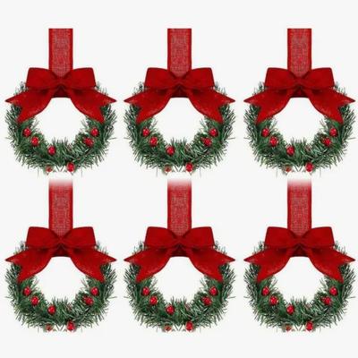Weihnachts-Mini-Kranz Schrank Fenster Hängende Dekorationen mit Roter Schleife und Früchten für Partydekoration Kranz Türdekoration