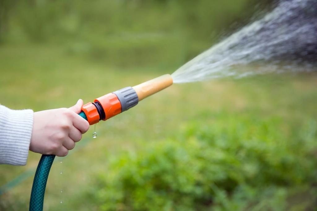 Adjustable 3-Stage Straight Nozzle for Garden Hose