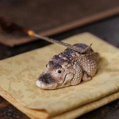 Clay Alligator Crocodile Mini Kung Fu Tea Pet Figurine Lovely Decoration Crocodile Miniatures Home Tabletop Decoration Ornament