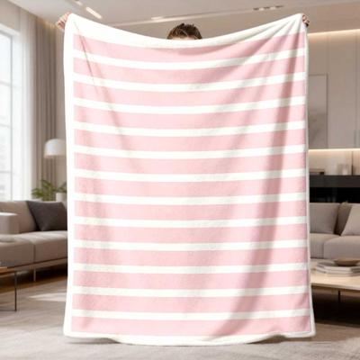 2026 Neue Flanelldecke Veröffentlichung - Wendbare Decke mit Rosa und Weißen Streifen, Weiche Flanell-Sofadecke für Alle Jahreszeiten, Digital Bedruckte Moderne D