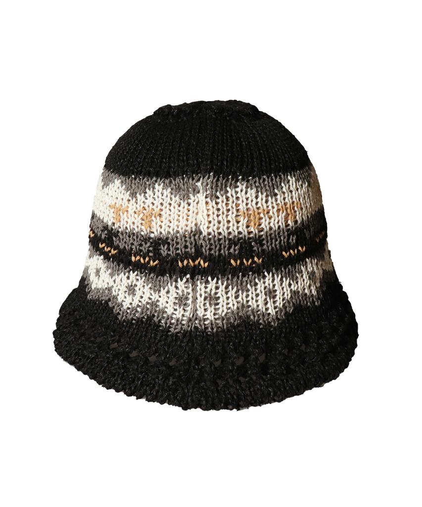 Seullipiseullib Maria Black/White Bucket Hat