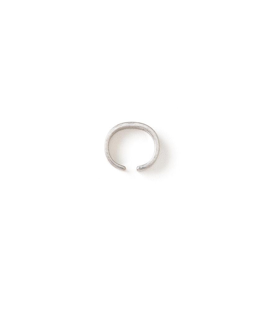 Millo Women Flat Line Ear Cuff [Vintage Silver]