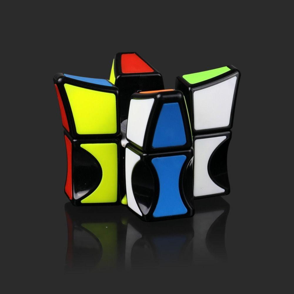 

Magic Blocks Spinner Magic Cube Plastic Puzzle Speed Cube Toy Adults and Children Style A