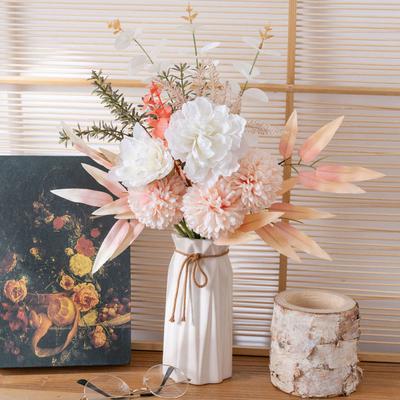 Faux Bouquet de Pivoines Fleurs Artificielles Pivoine Chrysanthème Réaliste avec Feuilles d'Eucalyptus Arrangement Floral en Soie Artificielle pour Bouquets de Mariage Bébé