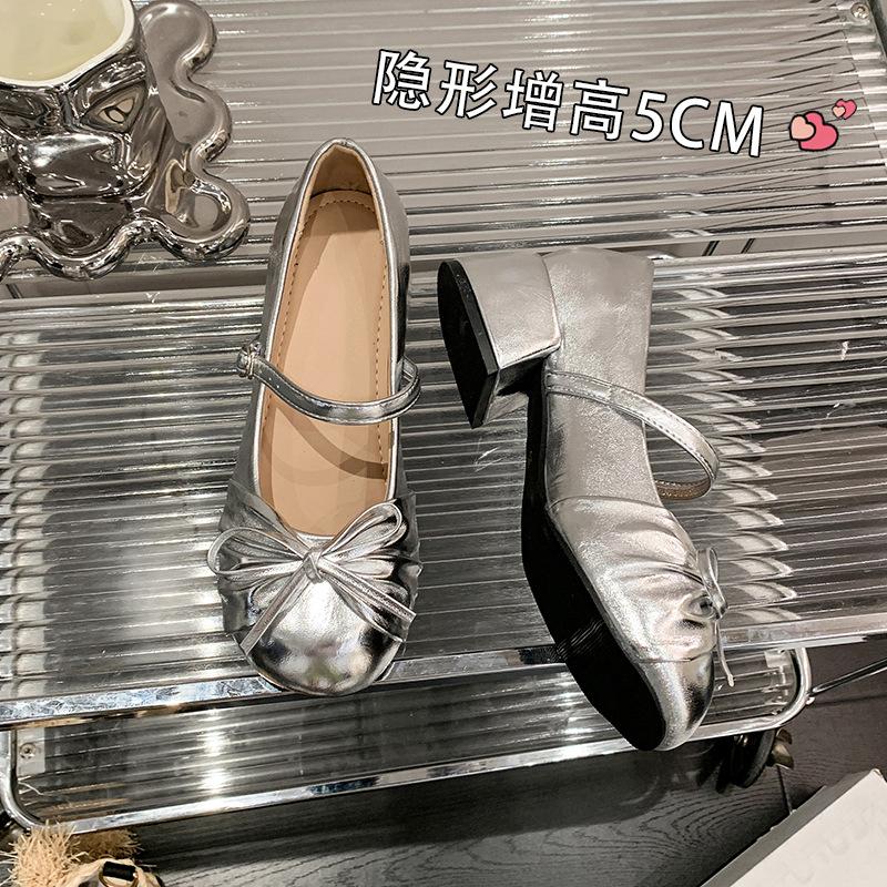 French gentle wind Mary Jane shoes spring and autumn new bow buckle belt with skirt light mouth single shoes