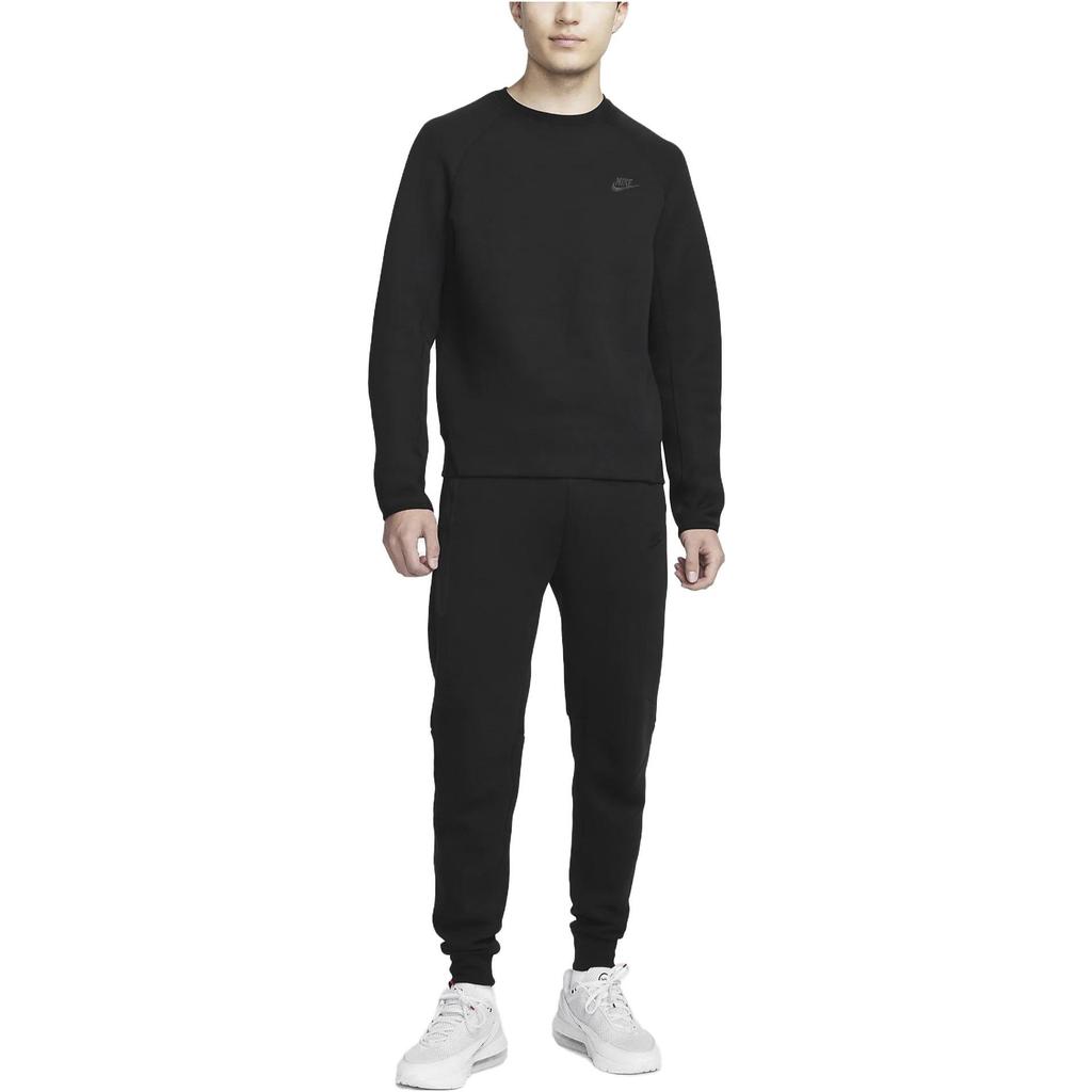 Nike Solid Color Fitted Long Sleeve Sweatshirt Men Tops Black FB7917-010