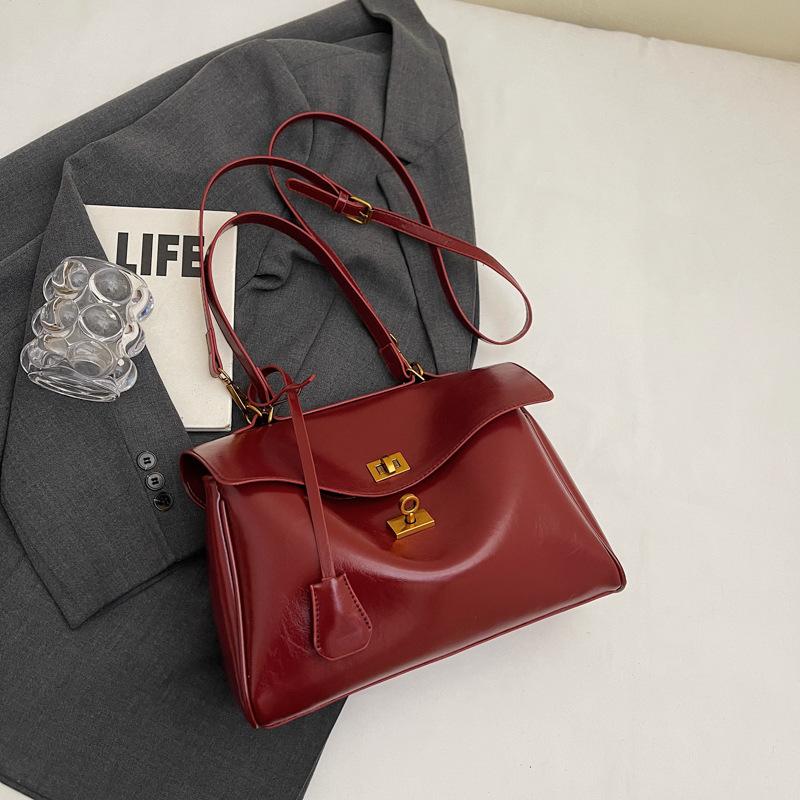 Large capacity tote bag women's 2025 new backpack, high-end fashion shoulder messenger bag tide