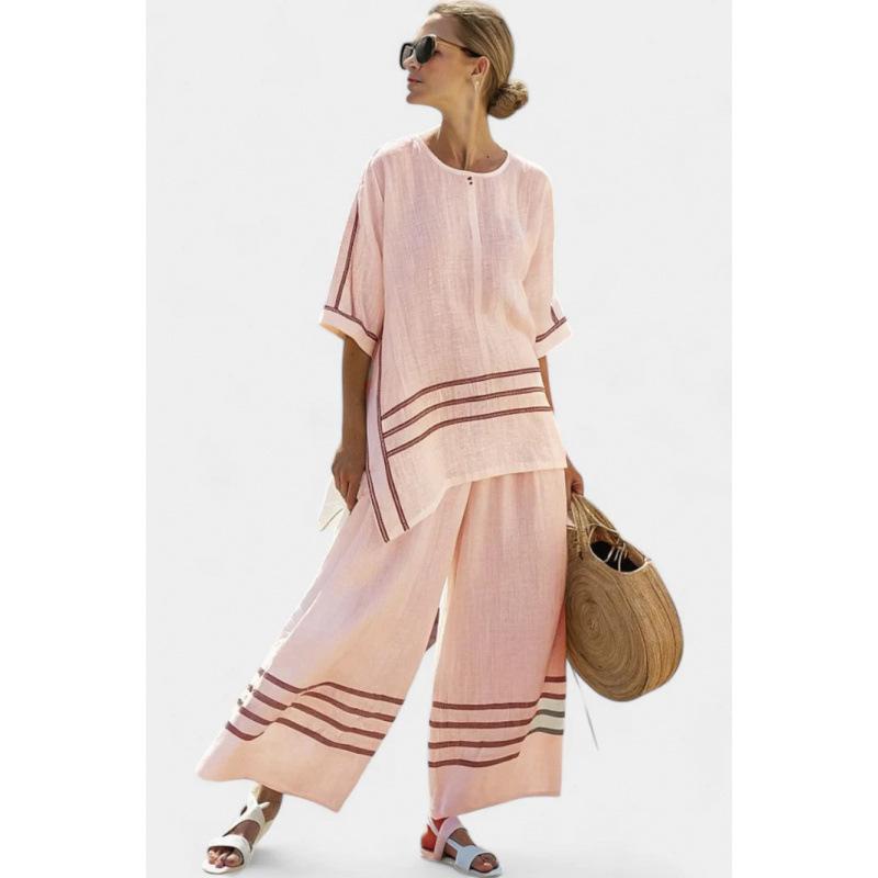 A New Summer Women's Clothing, Printed Striped Color Matching Medium-sleeved Crew Neck Top, Straight Casual Suit.