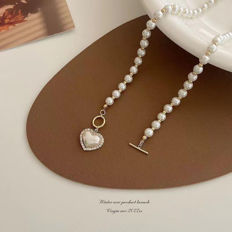Elegant Pearl Necklace For Women Heart Pendant Necklaces Luxury Imitation Pearls Chain Necklaces Korean Jewelry Girls Gifts