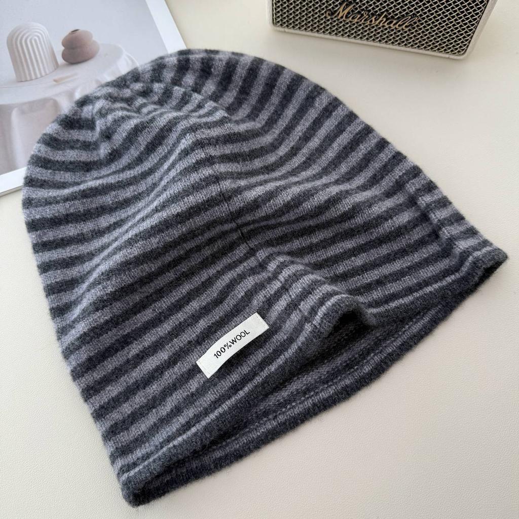 Pure Wool Pile Cap A Versatile Solid Color Knitted Cap for Women A Warm and Ear Protecting Postpartum Cap