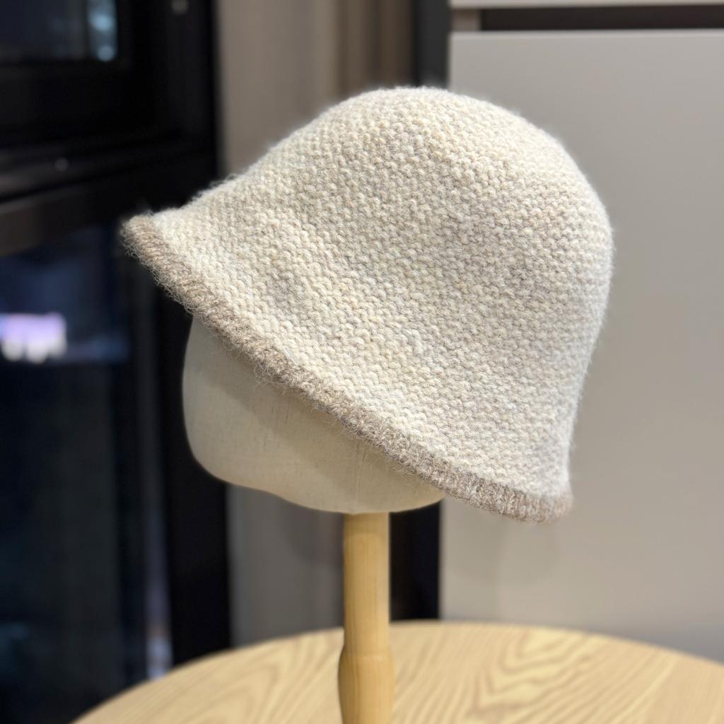 Korean Style Dongdaemun Fisherman Hat for Women In Winter Versatile Face Showing Small Furry Bucket Hat Thickened Plush Warm Basin Hat