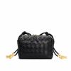 Borsa a tracolla quadrata compatta in vera pelle intrecciata da donna, minimalista, piccola