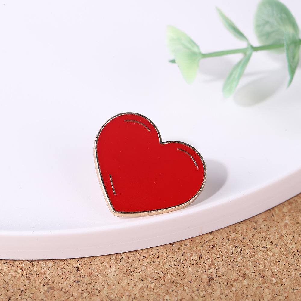 Love Couple Corsage Dripping Oil Heart Shirt Neckline Accessories Backpack Clothes Accessories Pin