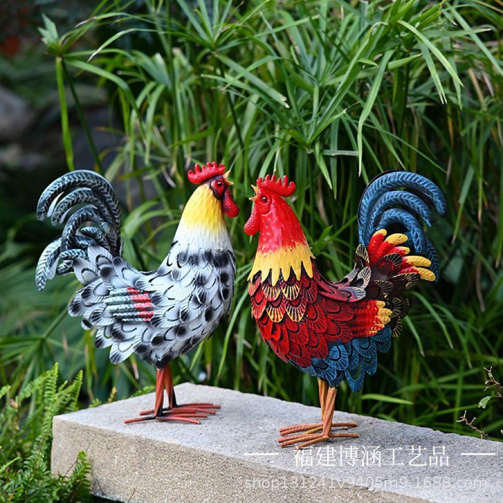 Metal Rooster Statues Outdoor Garden Decor & Chicken Ornaments for Backyard Patio & Lawn Figurines Lawn Ornaments