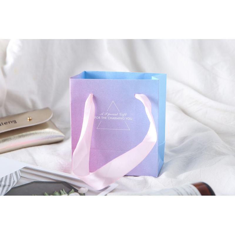 

Good Guy and Bad Guy Necklace Cute Personality Punk Two-piece Set Girlfriends Couple Sweater Chain Cartoon Jewelry Gift Good man necklace [gift box contains handbag]]