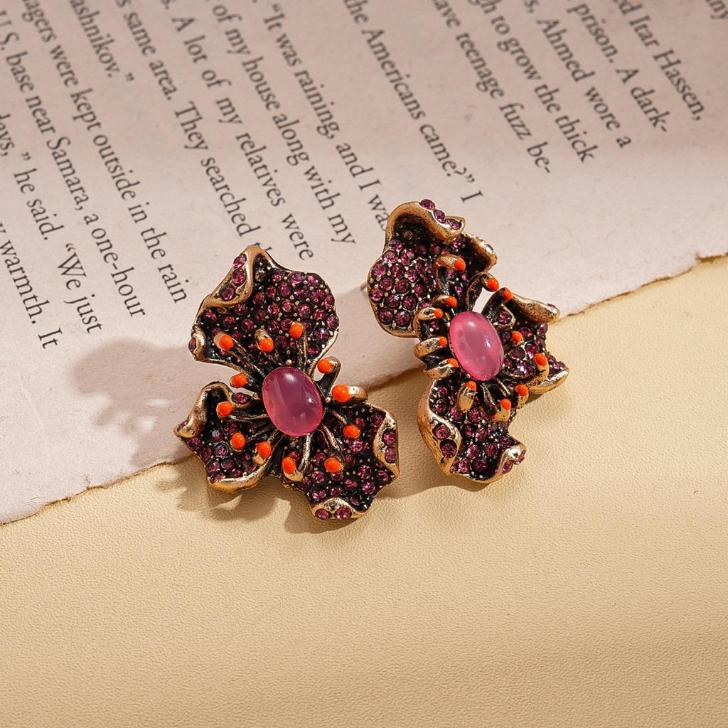 Vintage Resin Diamond Flower Silver Needle Stud Earrings Niche Earrings