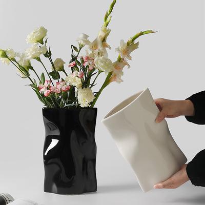 Kreative plissierte Keramikvase, Dekoration für Wohnzimmer, Nischen-Blumenarrangement, hydroponisches Licht, Luxus-Tischblumenset, Heimdekoration