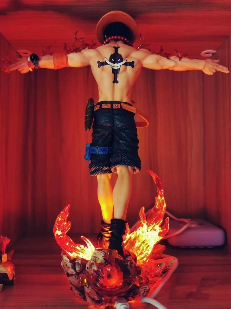 Model One Piece Împărații 4 Anime Colecționabil Cutie Misterioasă Opacă Shanks Barba Neagră Luffy Buggy Zoro Figurină de Acțiune Cadou Surpriză