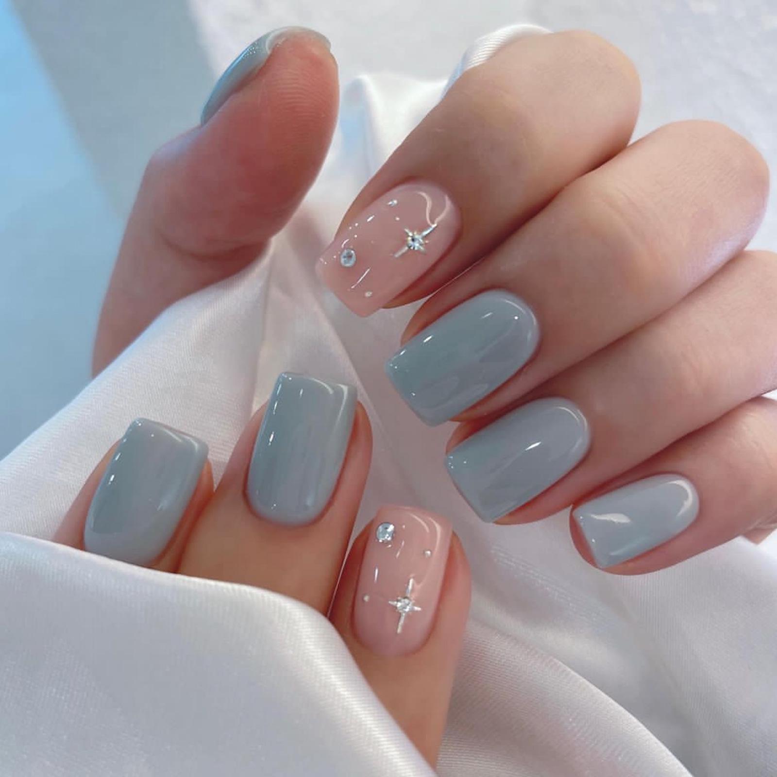 

New Hot Girl Ultra-Thin Seamless Press-On Nails - Graceful Mid-Length Trapezoid Tips, Removable Manicure Set Seamless Coat Gel Version