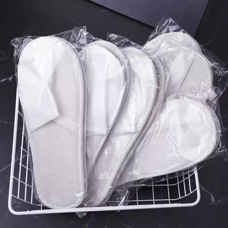 Plush Winter Non-Slip Disposable Slippers for Hotels & Homestays