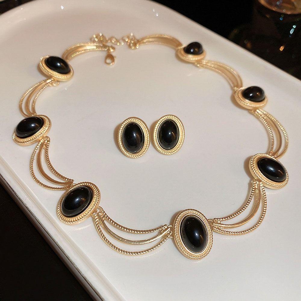 

Retro Necklace Ear Studs Elliptical Geometry Vintage Jewelry Set Necklace Earring Suit Jewelry Gif Earrings