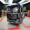 Die-cast Sinotruk Howo Max Original Factory 1:24 Alloy Three-door Car Model Home Collection Ornaments Souvenirs