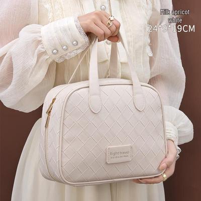 MDNG Large Capacity Travel Cosmetic Bag