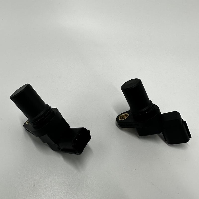 2PC Gearbox Input Output Speed Sensor for Hyundai Sonata Tucson for Kia 4262039051 4262139052