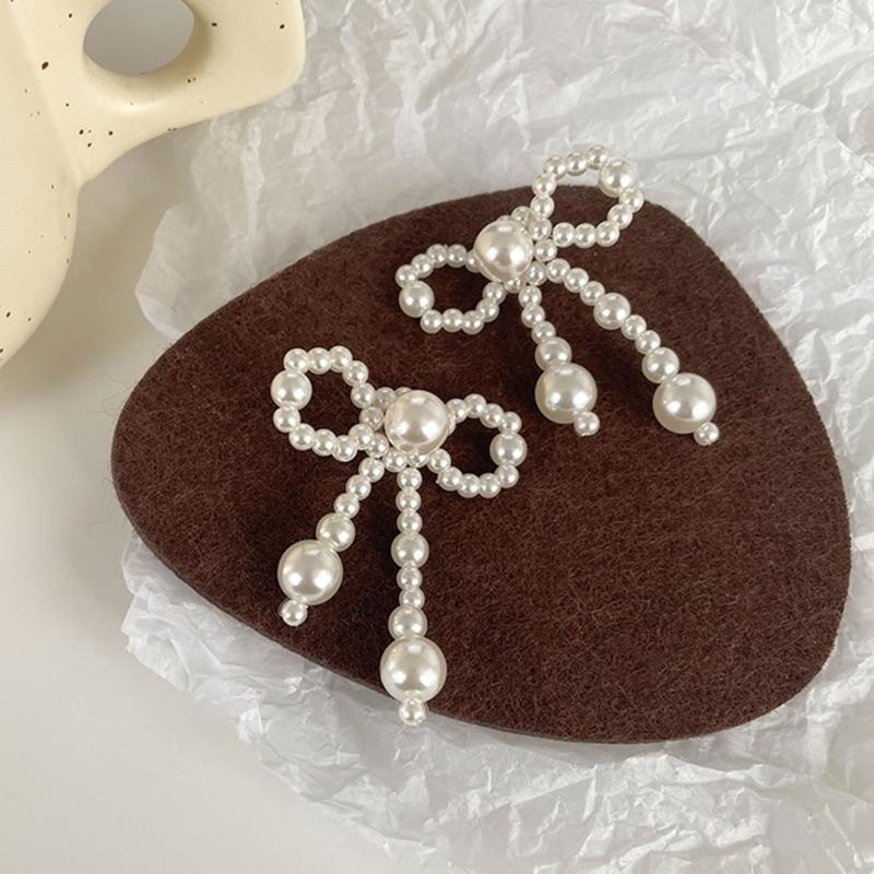 Fashionable Imitation Pearls Ear Clips Exquisite Pearls Beaded Bowknot Dangle Ear Studs for Daily Wear Dates Parties