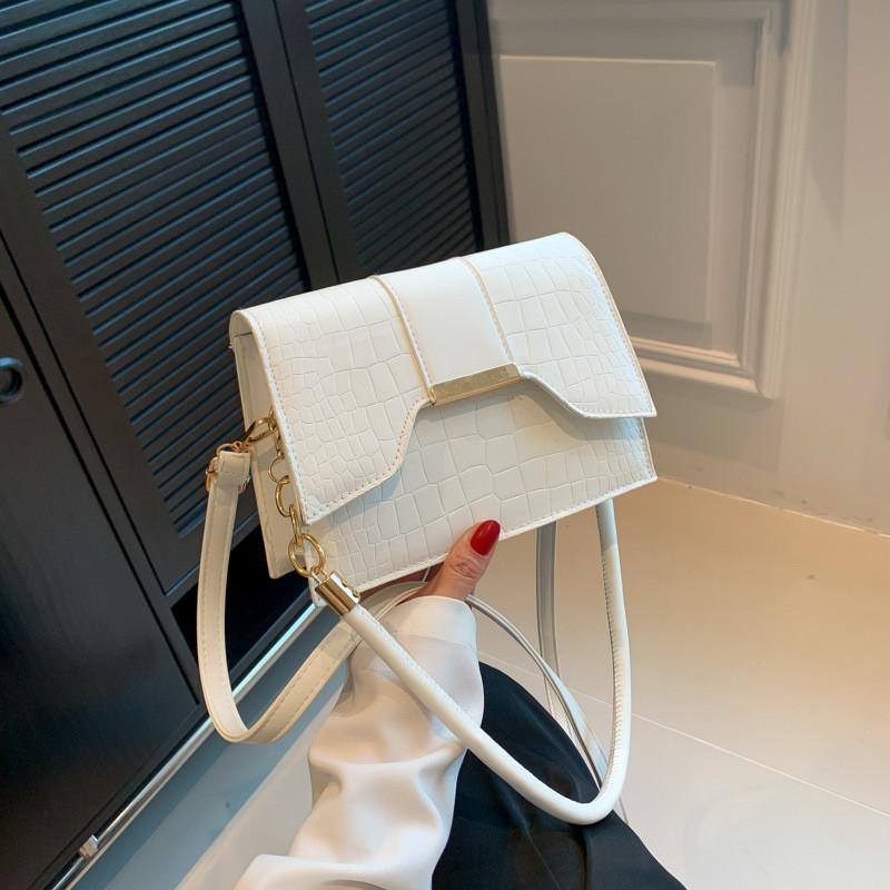 Fashionable Small Square Bag For Women Pu Leather Shoulder Bag In Multiple Colors