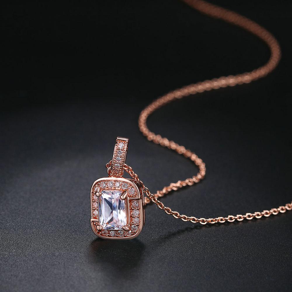 ZHOUYANG Top Quality Noble Crystal Rose Gold Color Fashion Pendant Jewelry Made with Austria Crystal ZYN330