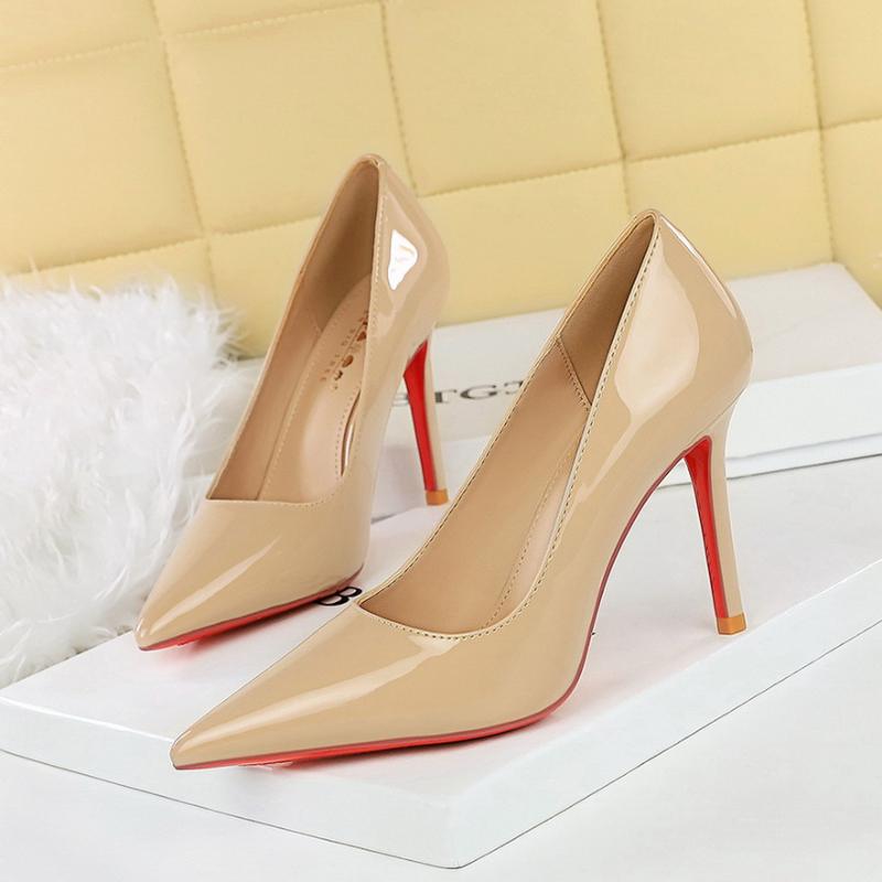 Fashionable Simple Slim Heels High Heels Glossy Patent Leather Shallow Mouth Pointed Toe Women's Shoes High Heels Single Shoes