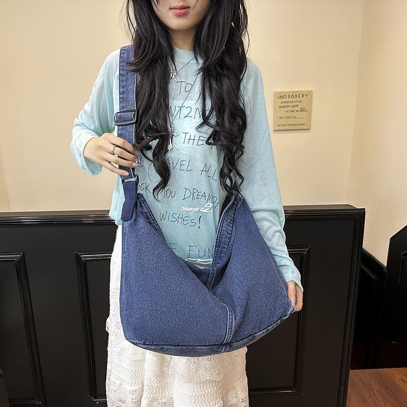 2025 Summer New Foreign Style Simple Texture Large Capacity Tote Bag Fashion Trend Women's Shoulder Messenger Bag
