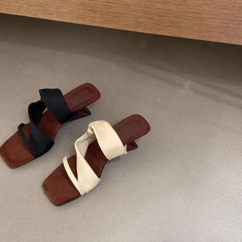 Summer New Fashionable and Versatile Niche Design Sense Retro Wedge Sandals Square Toe Open Toe High Heel Sandals and Slippers