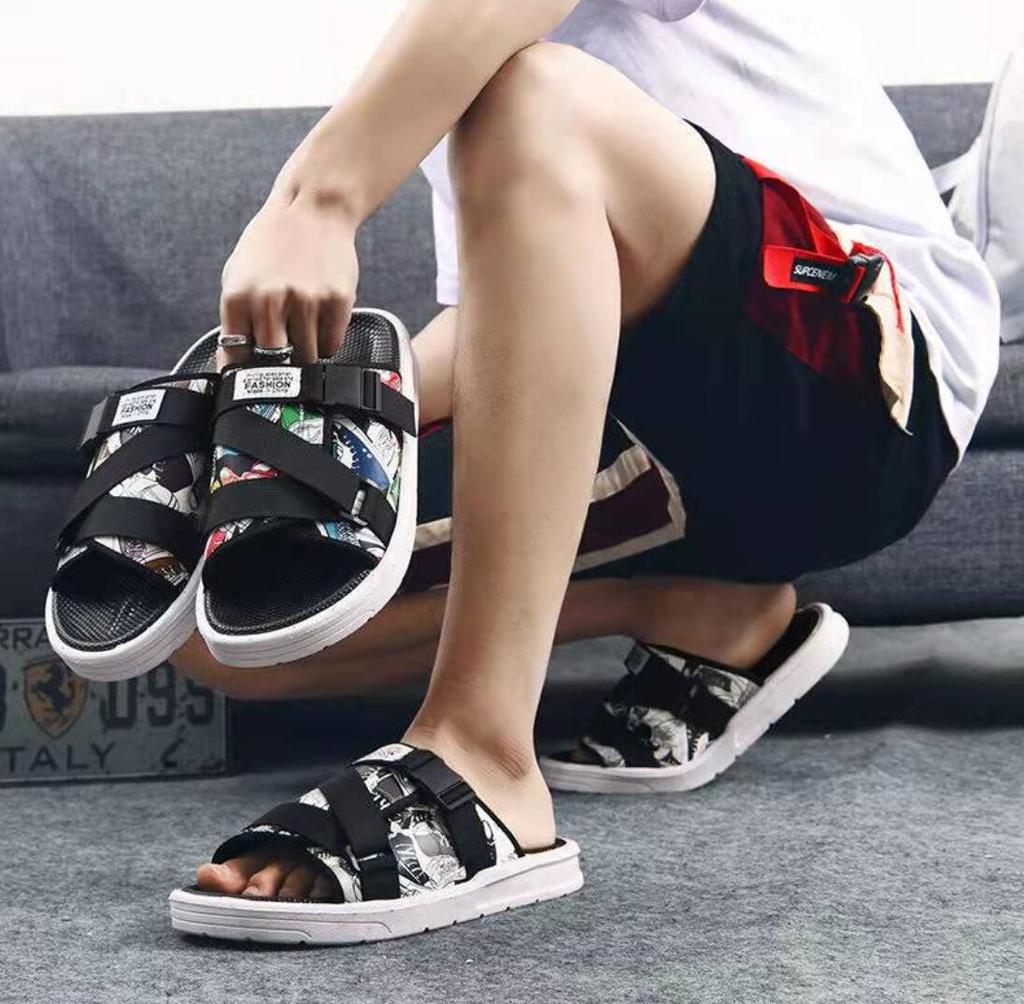 Sandales tendance pour hommes, chaussures classiques d'été à motif graffiti, pantoufles souples, chaussures de marche confortables, tongs décontractées pour l'extérieur